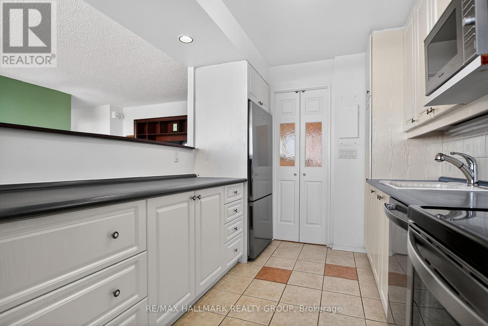 1412 - 265 Poulin Avenue