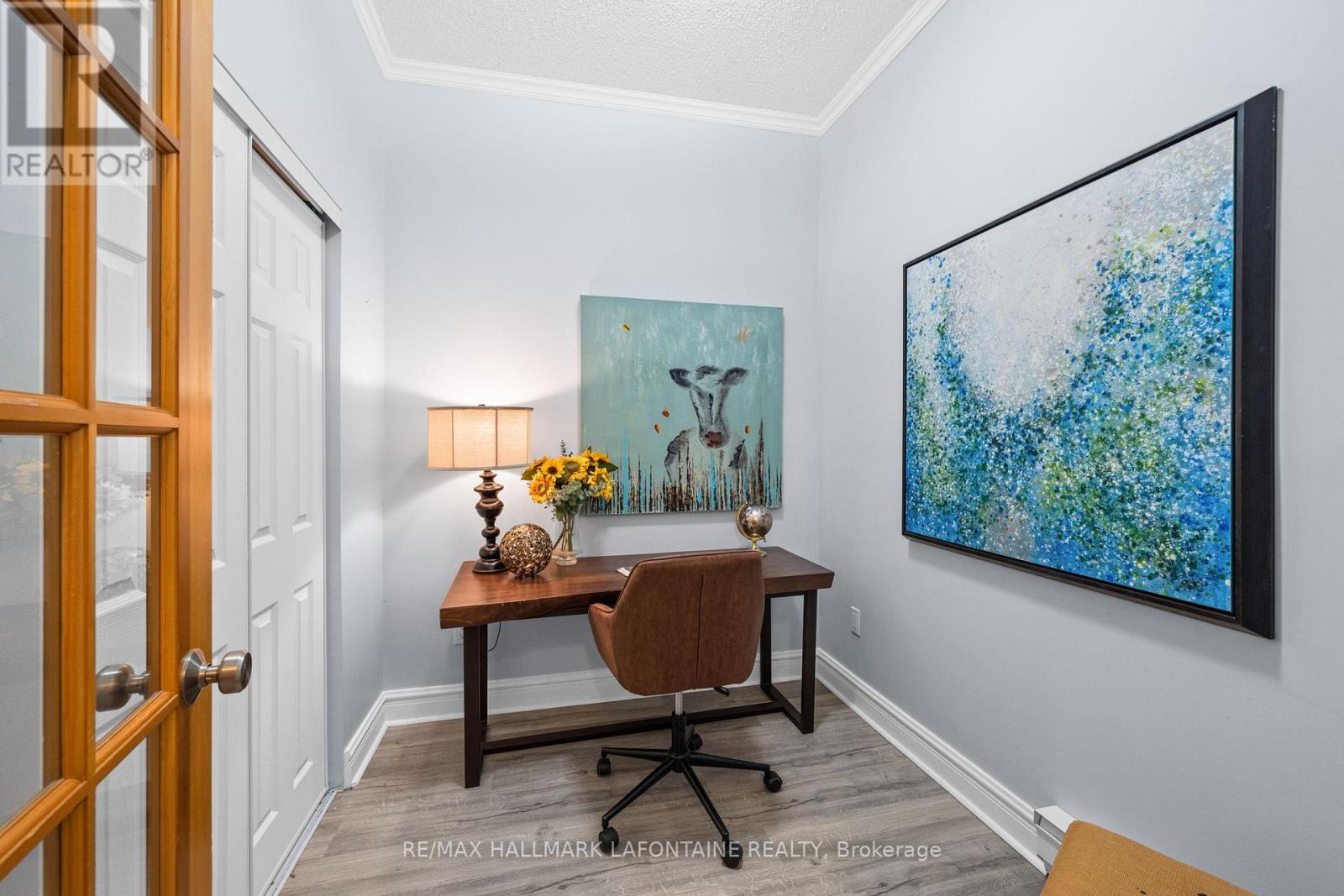 107 - 1 Rosamond Street E