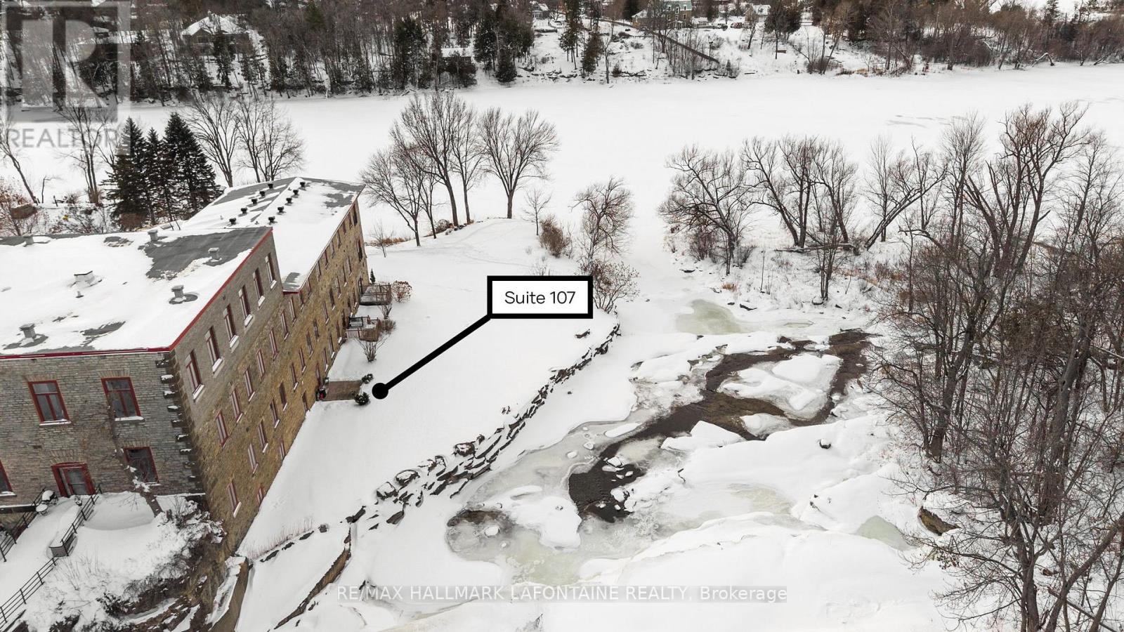 107 - 1 Rosamond Street E