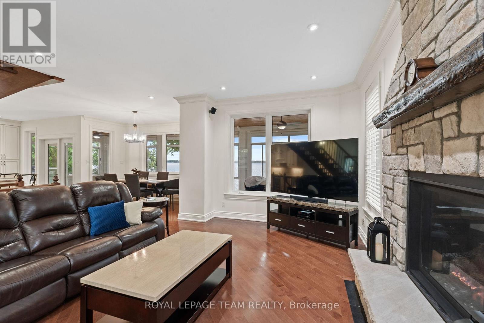 330 Gardiner Shore Road