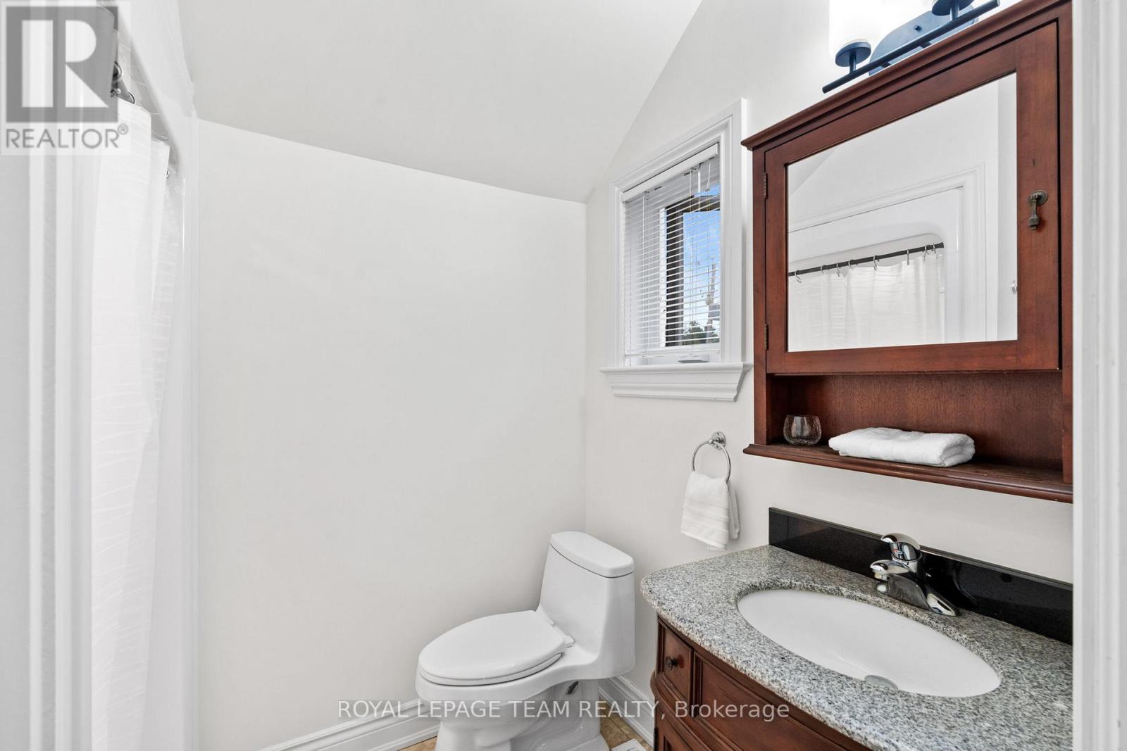 330 Gardiner Shore Road