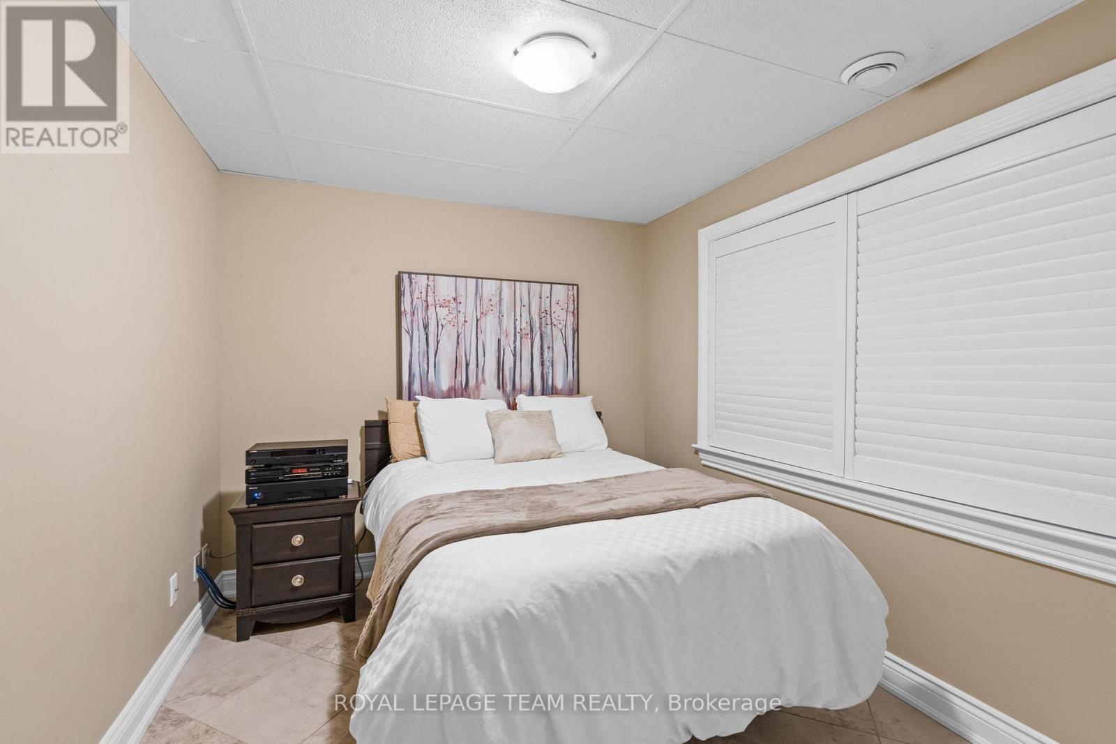 330 Gardiner Shore Road