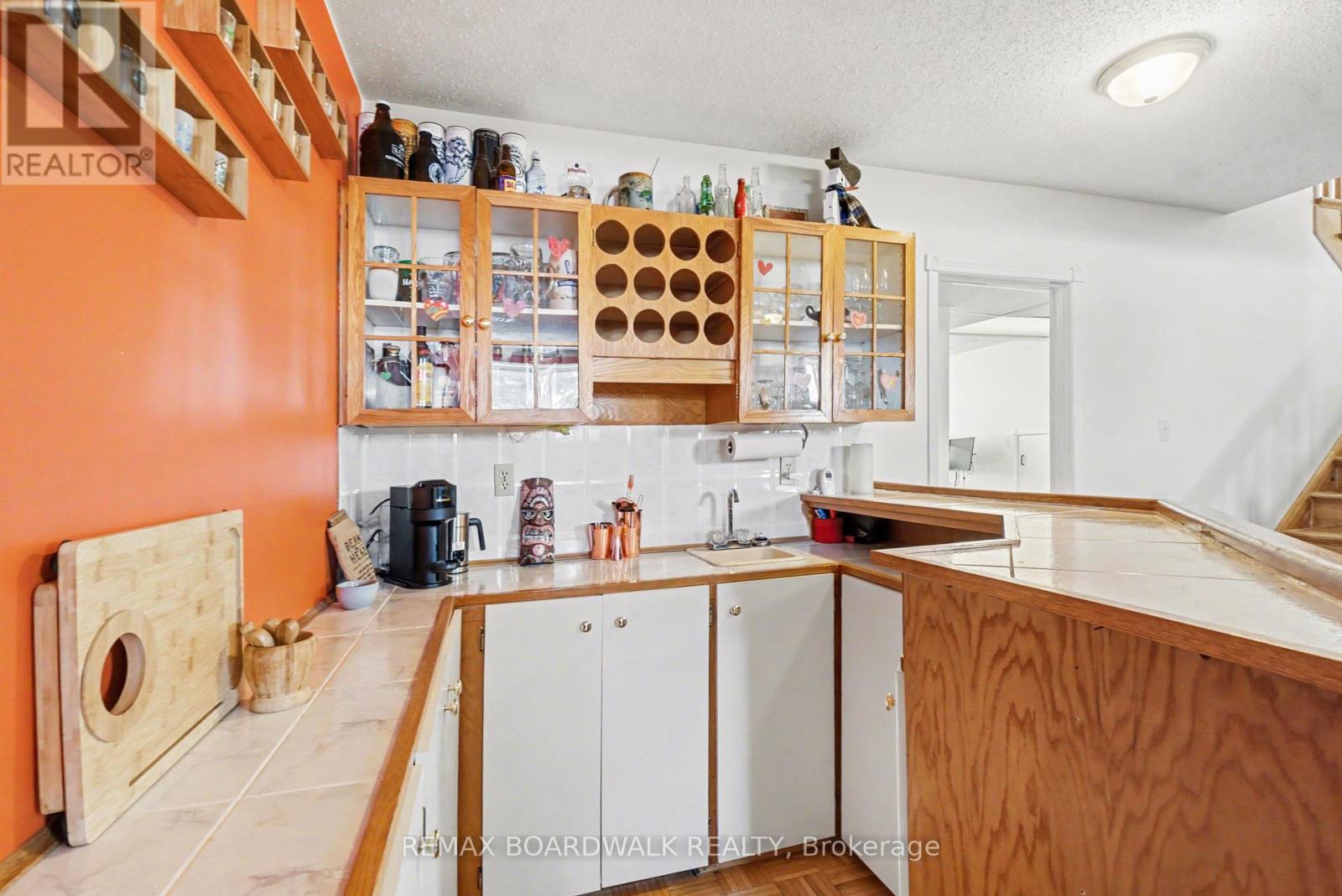 38 Lapointe Boulevard