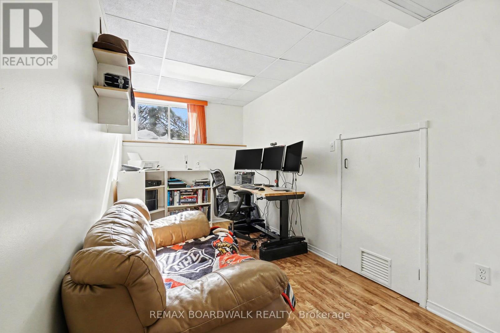 38 Lapointe Boulevard