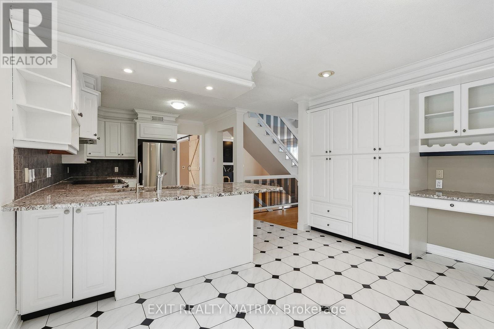 203 Montee Outaouais Road