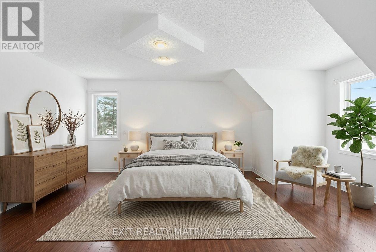 203 Montee Outaouais Road