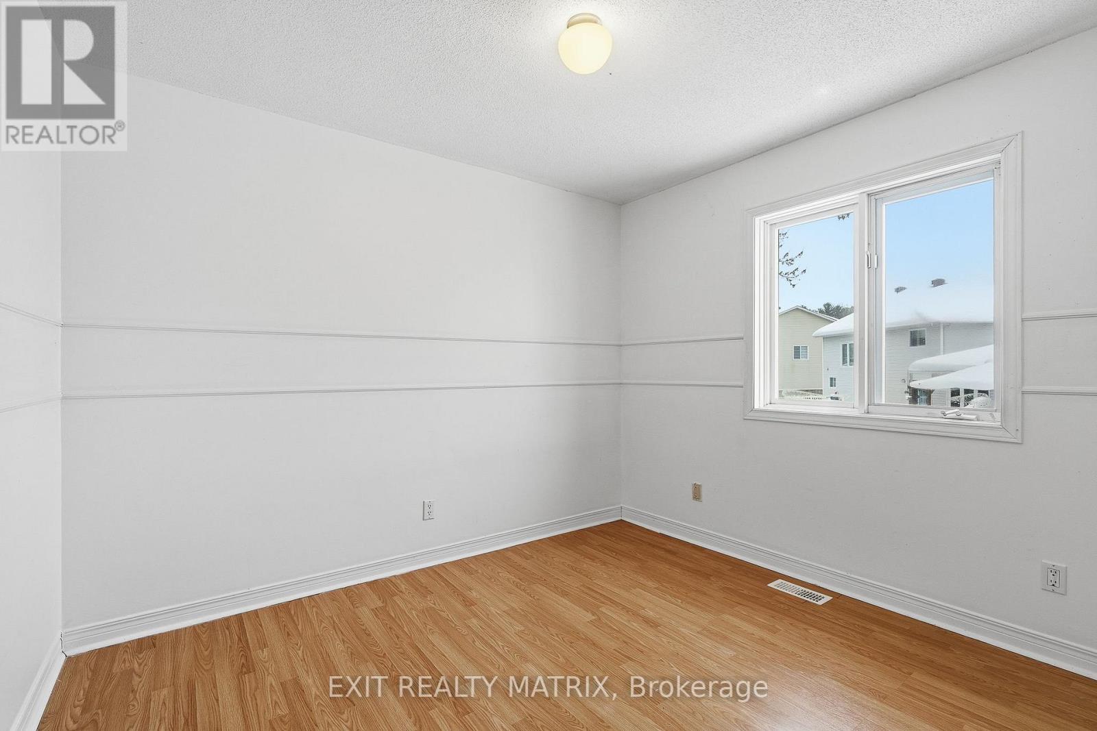 203 Montee Outaouais Road