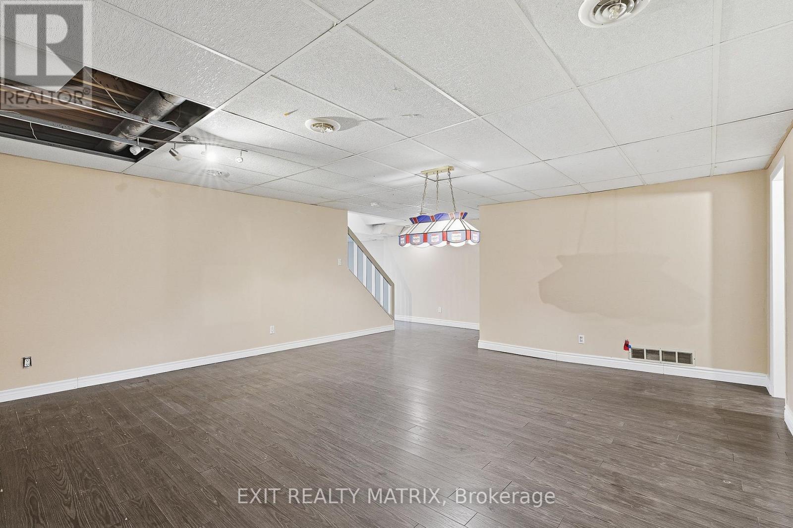 203 Montee Outaouais Road