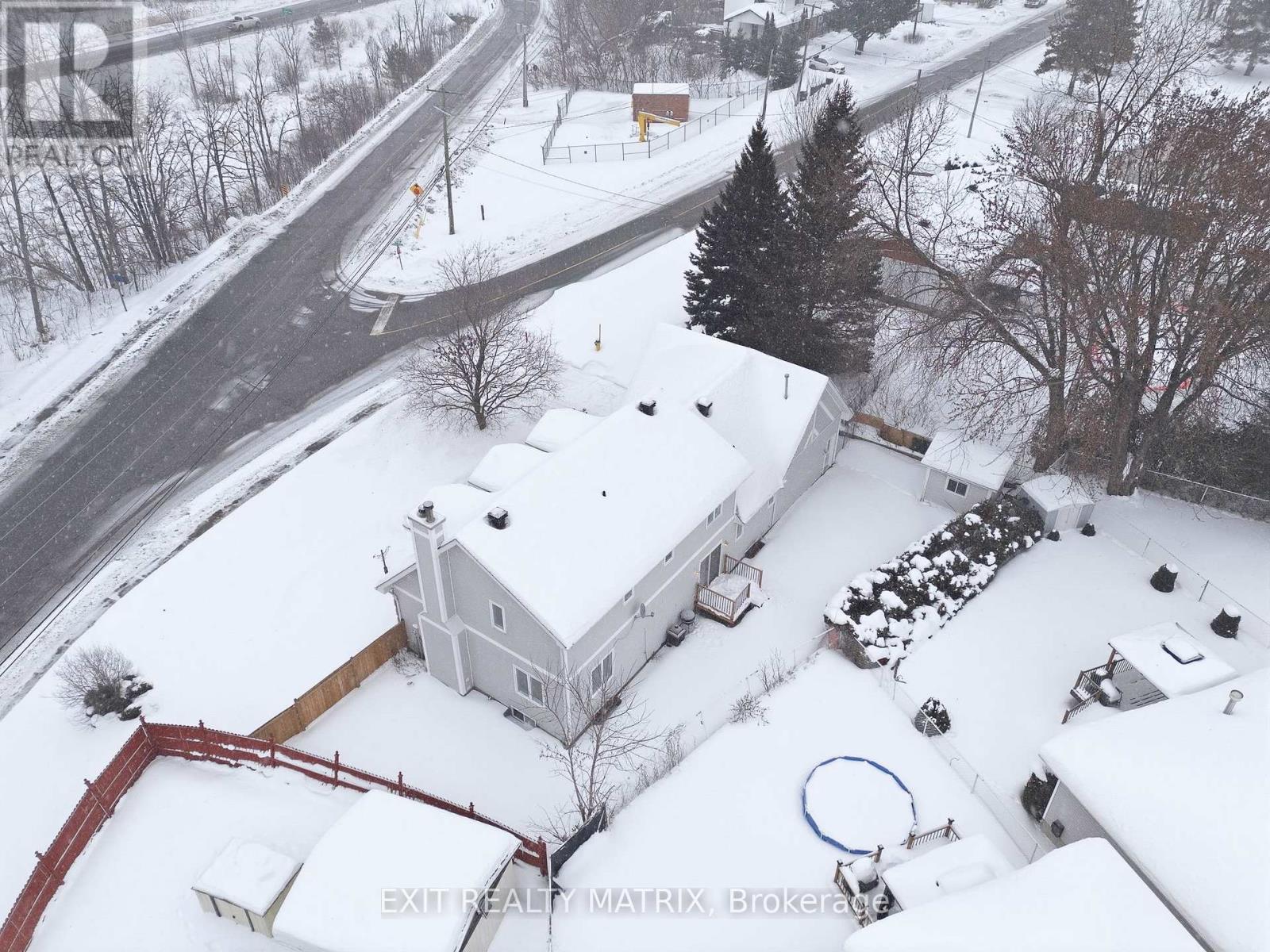 203 Montee Outaouais Road