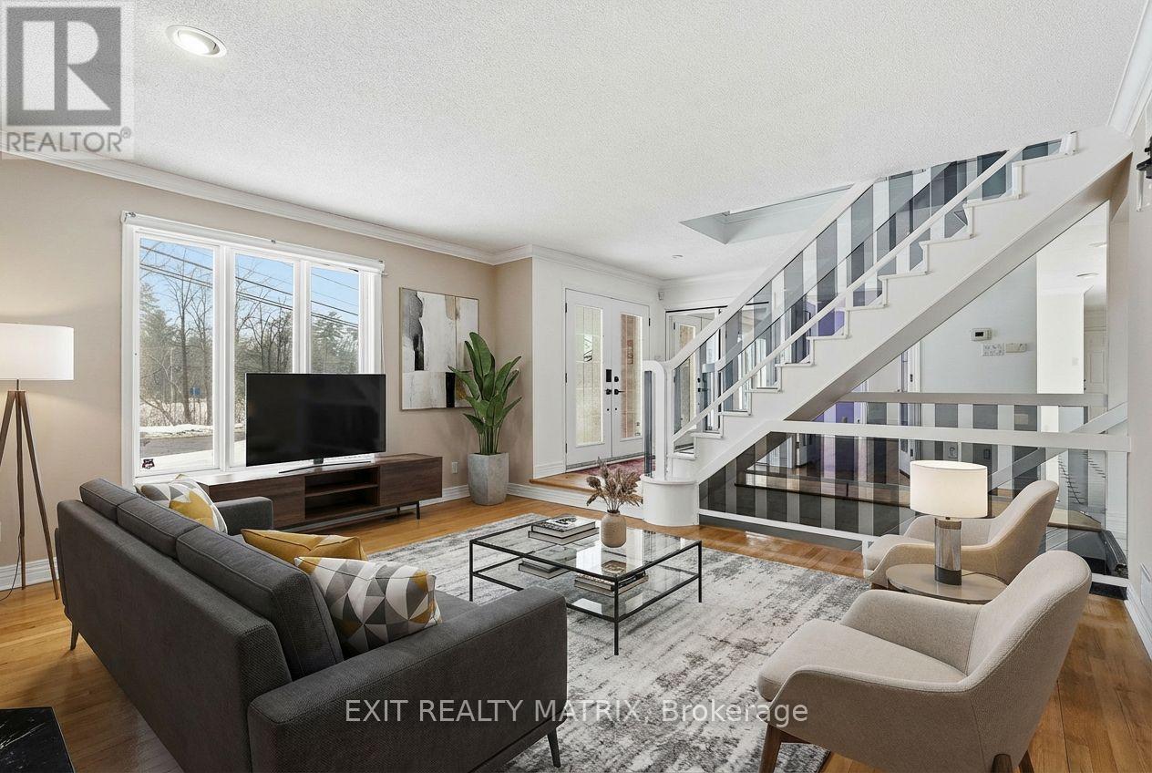 203 Montee Outaouais Road