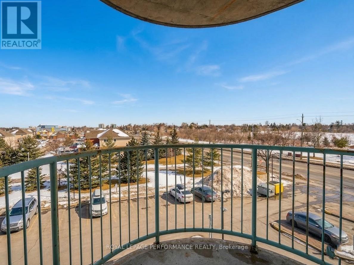 402 - 1440 Heron Road