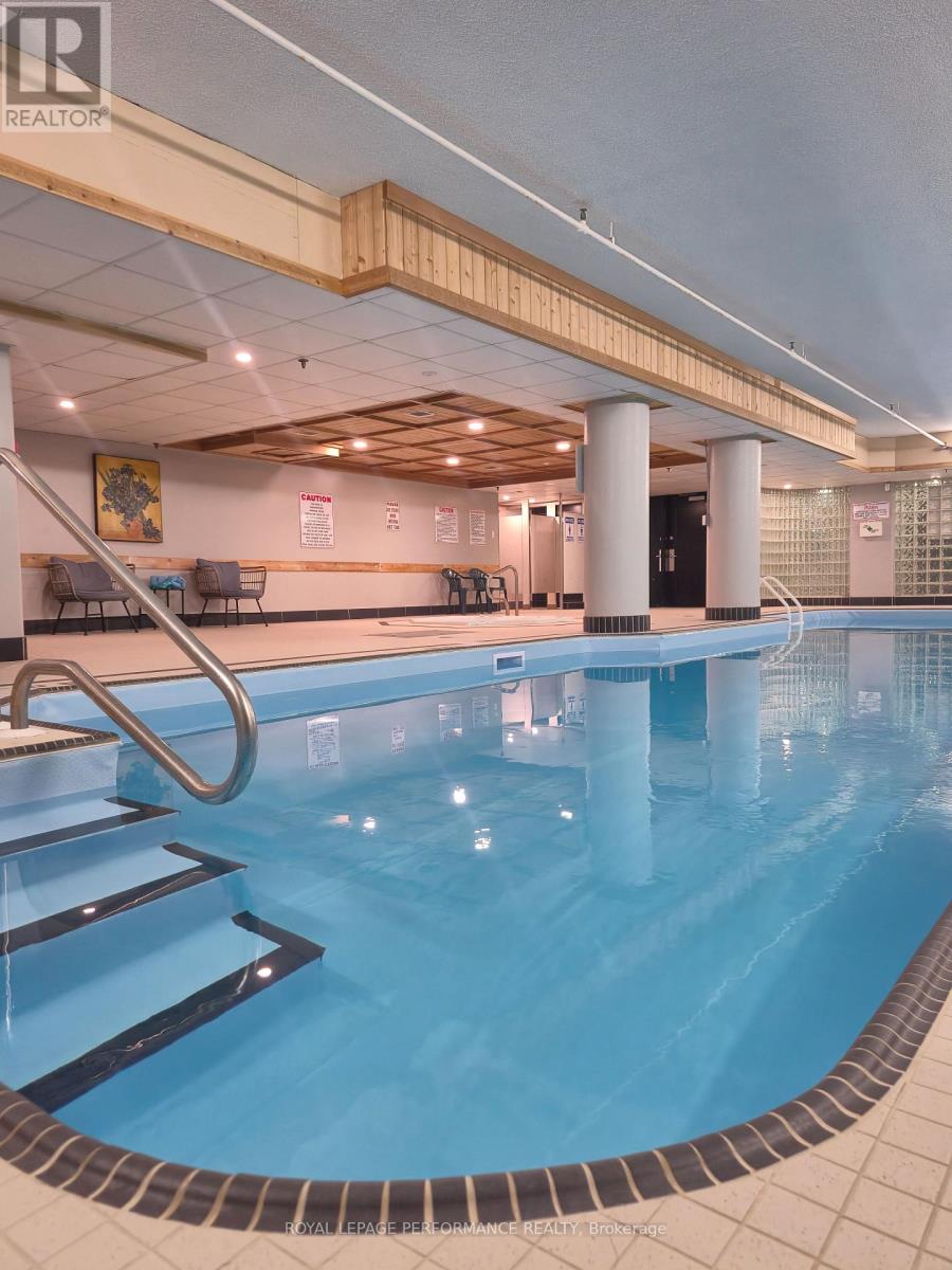 402 - 1440 Heron Road