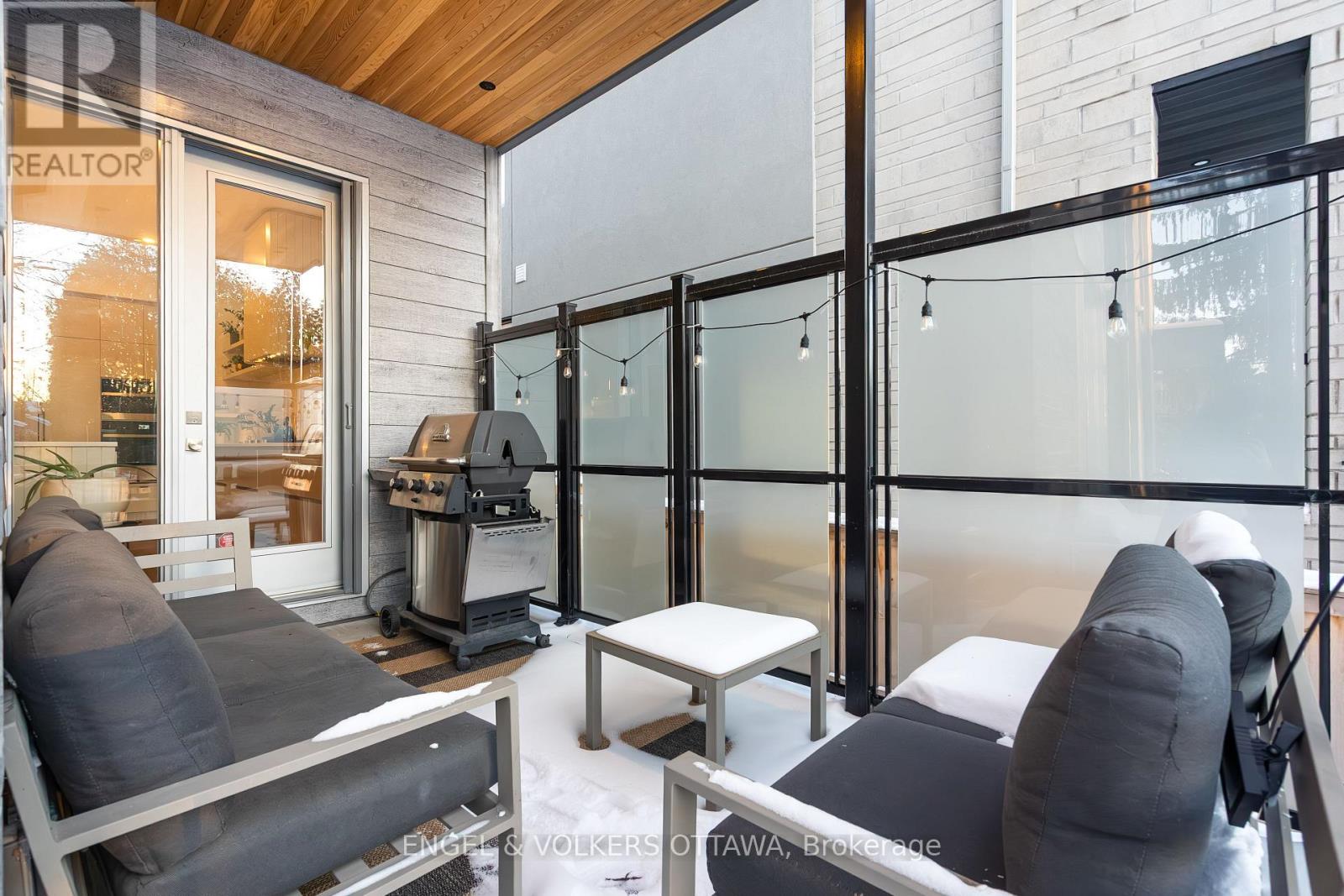 508 Roosevelt Avenue