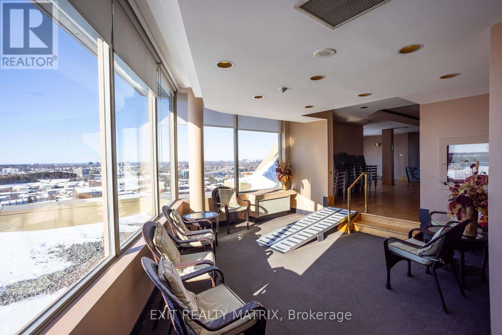 1007 - 2759 Carousel Crescent