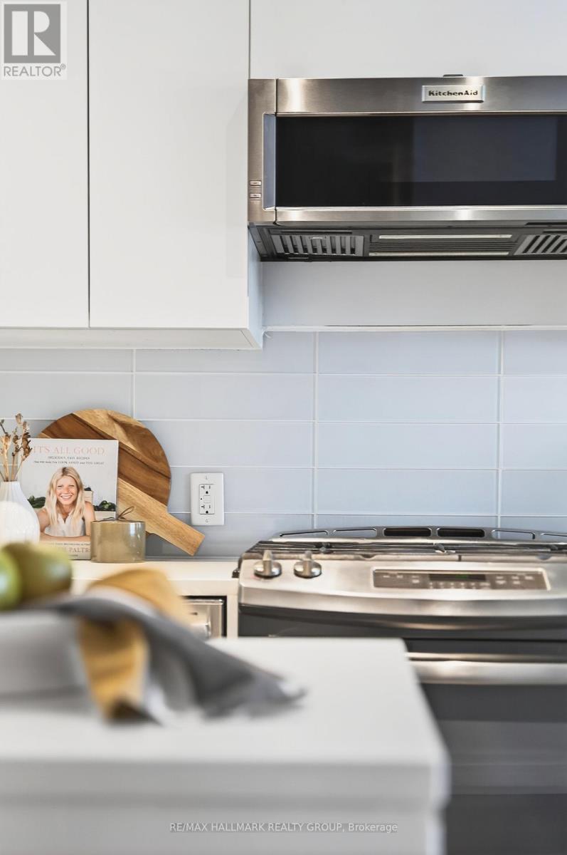 711 - 224 Lyon Street N