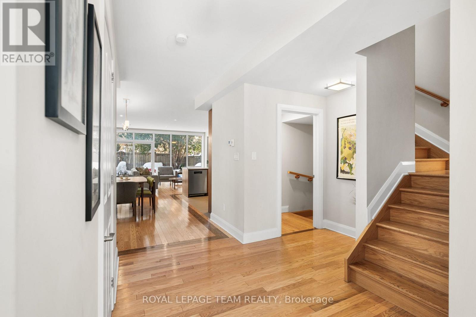 649 Churchill Avenue N