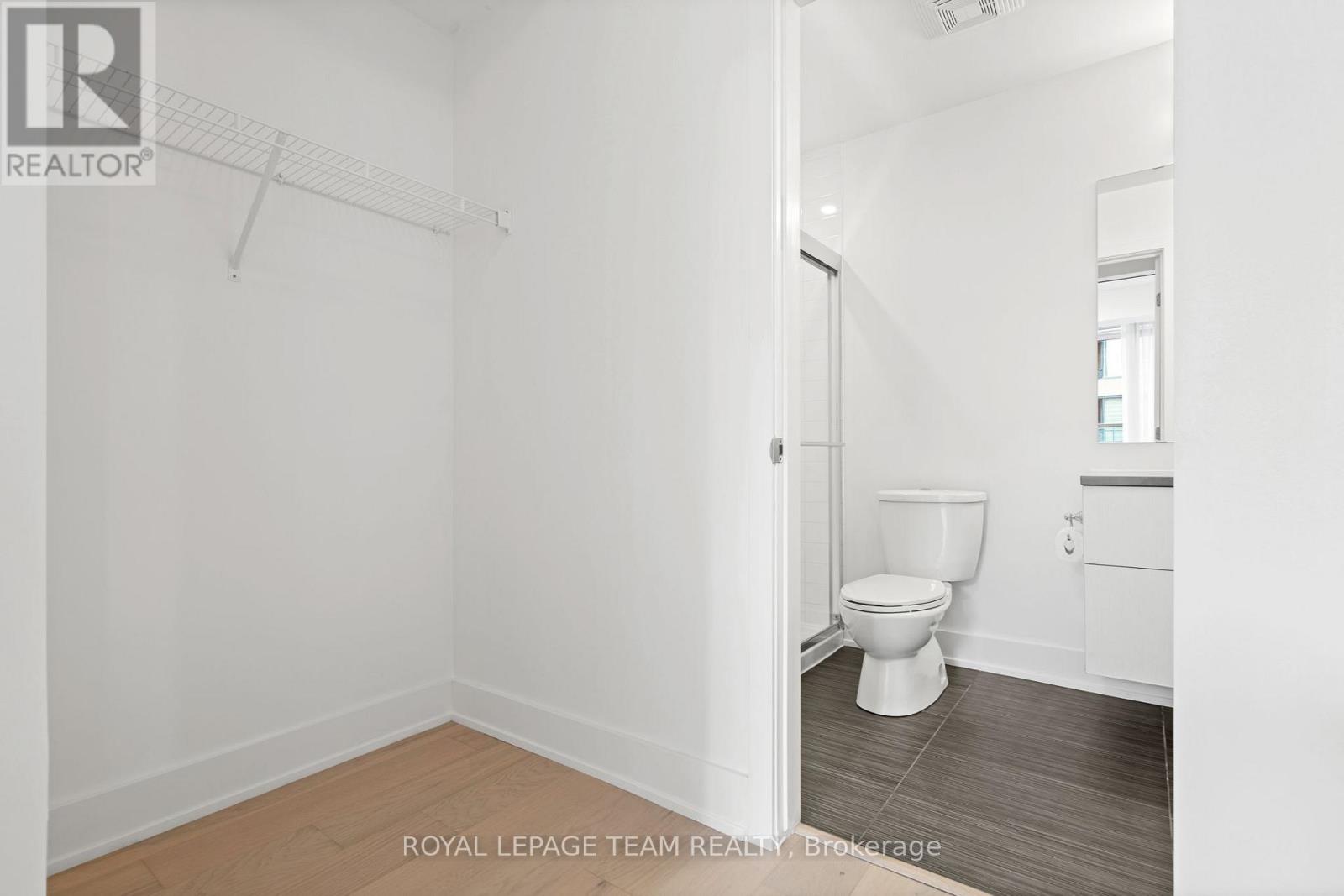 207 - 108 Richmond Road