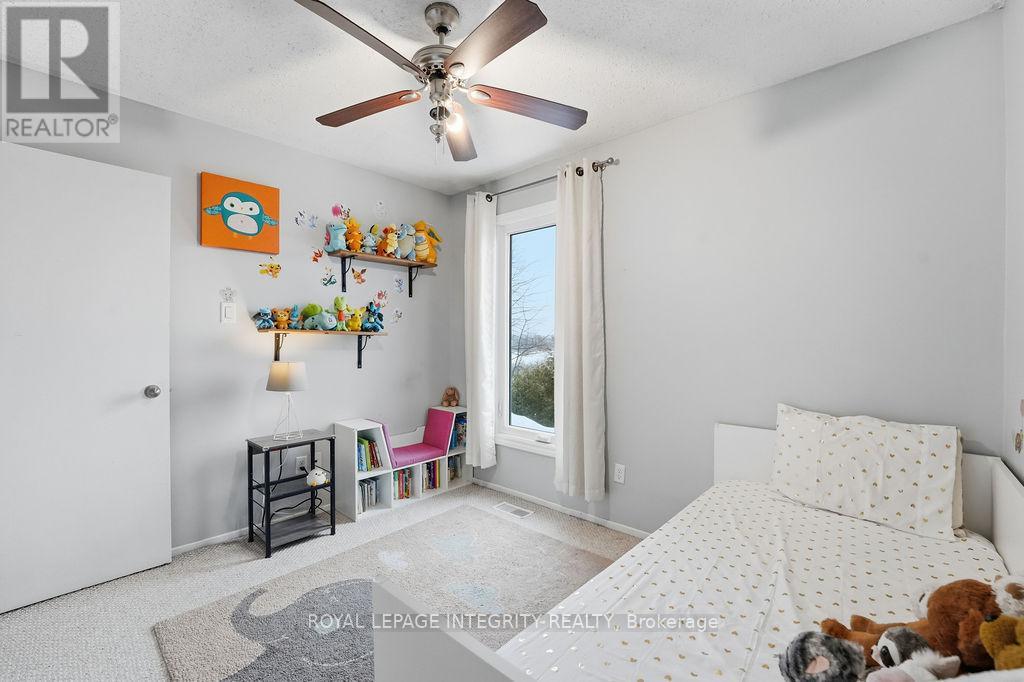 8 - 3205 Uplands Drive