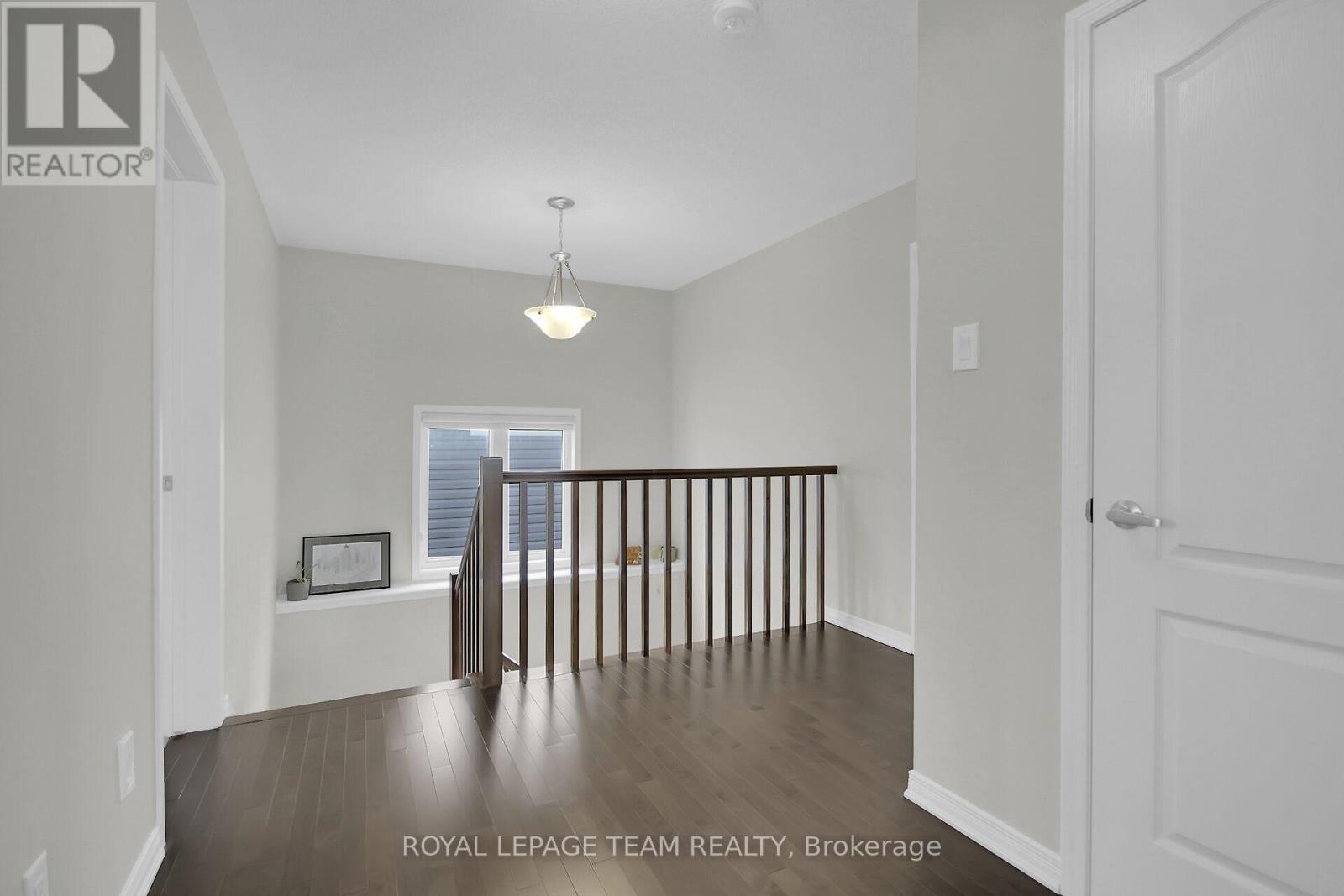 3202 Harvester Crescent