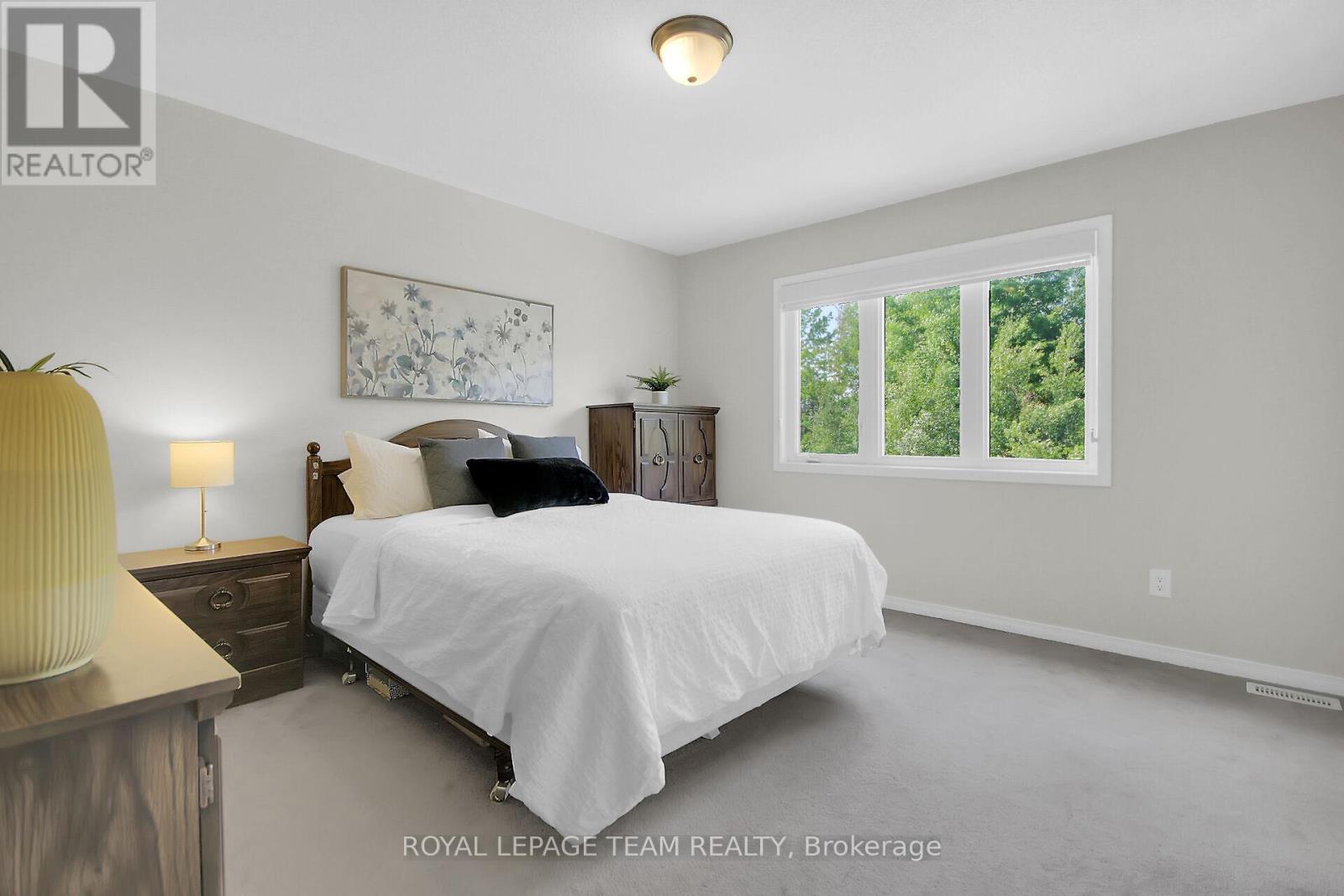 3202 Harvester Crescent