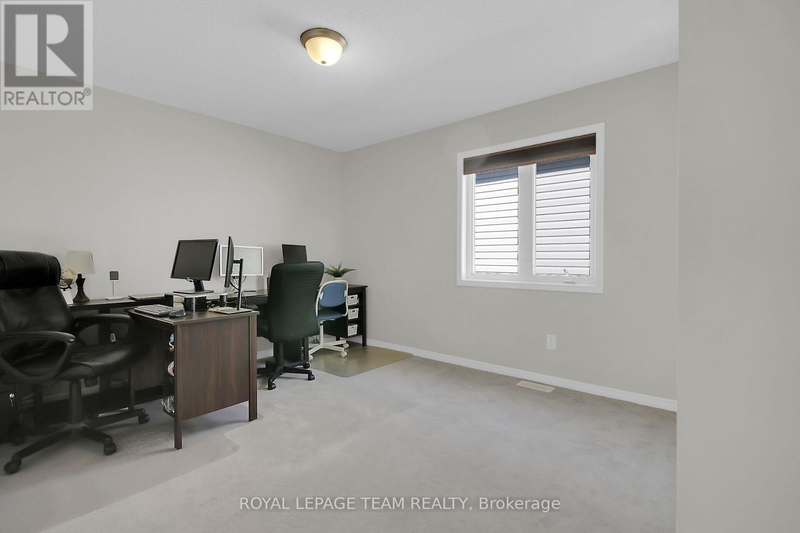 3202 Harvester Crescent