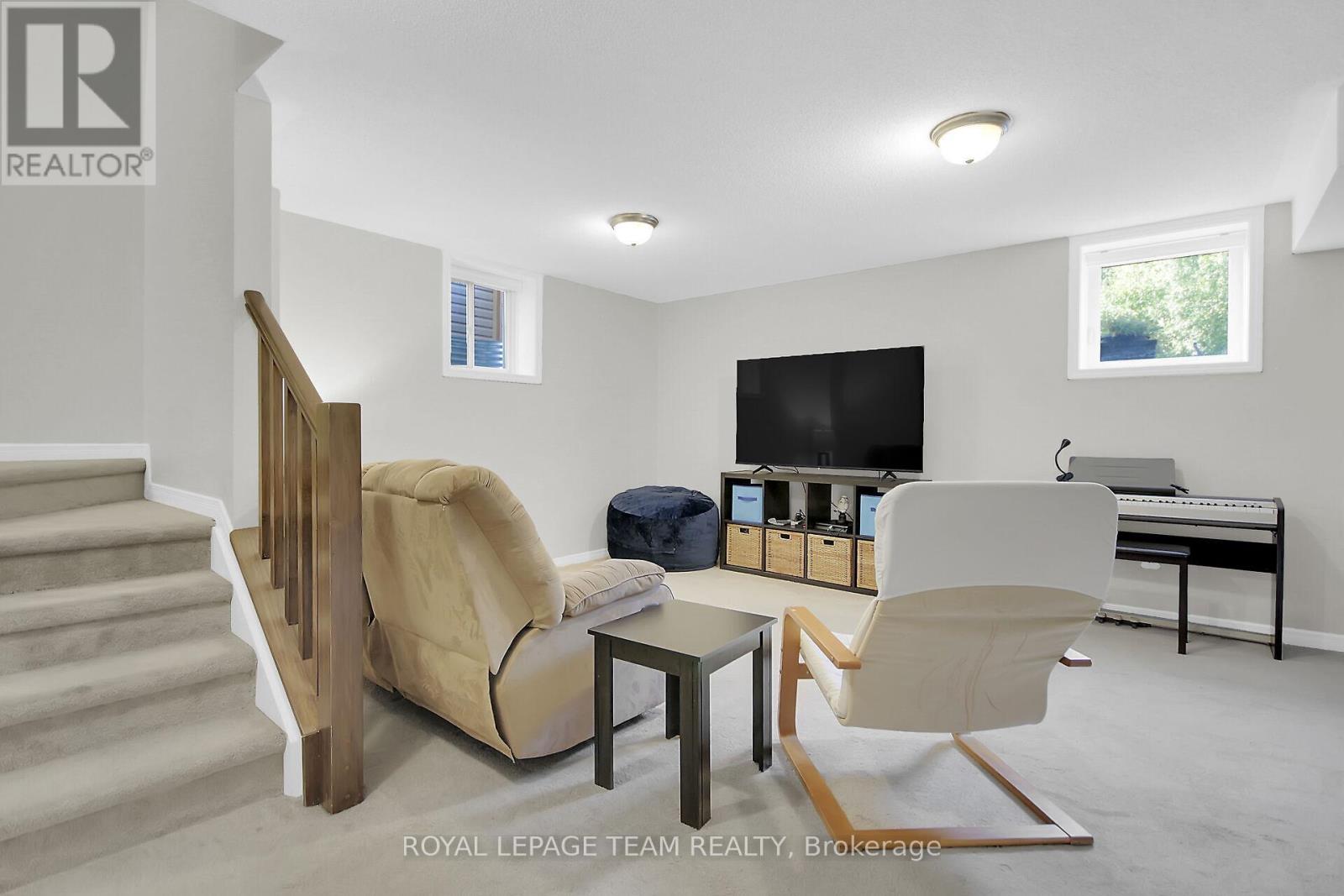 3202 Harvester Crescent