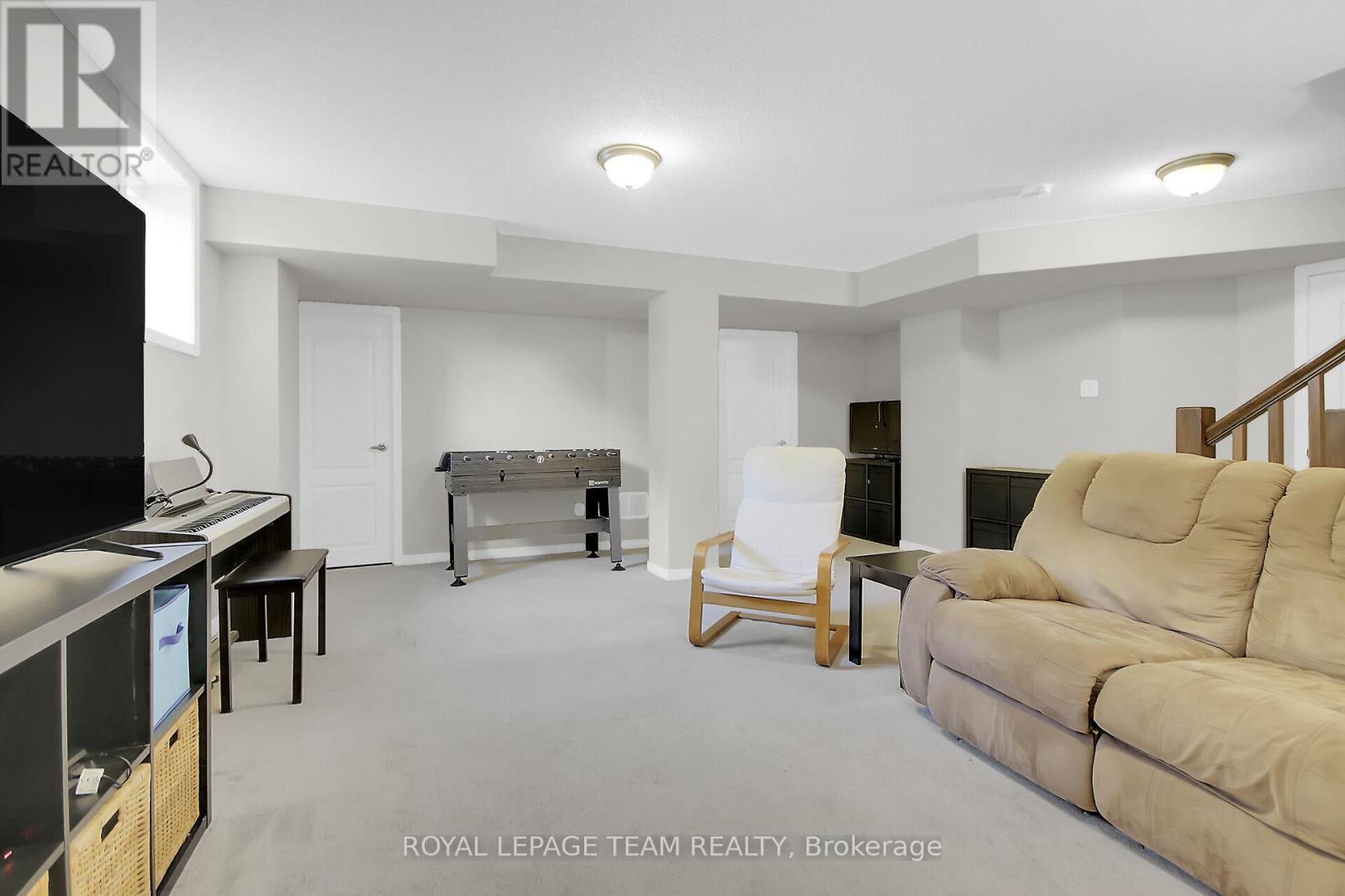 3202 Harvester Crescent