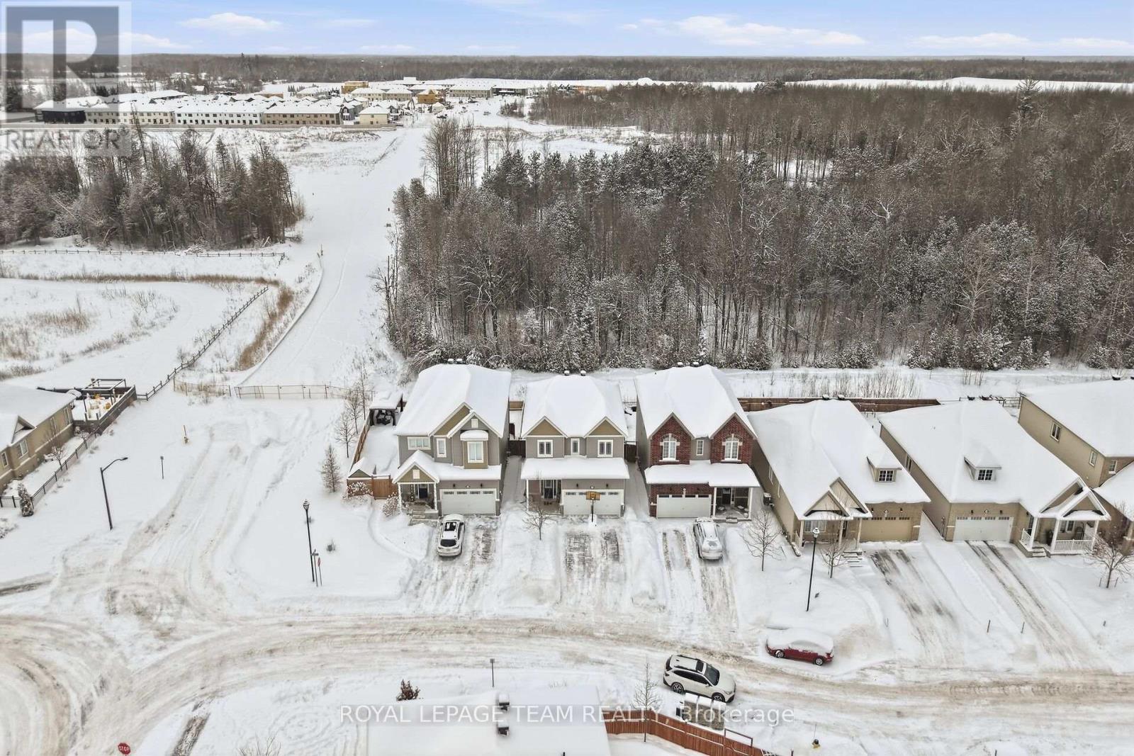 3202 Harvester Crescent