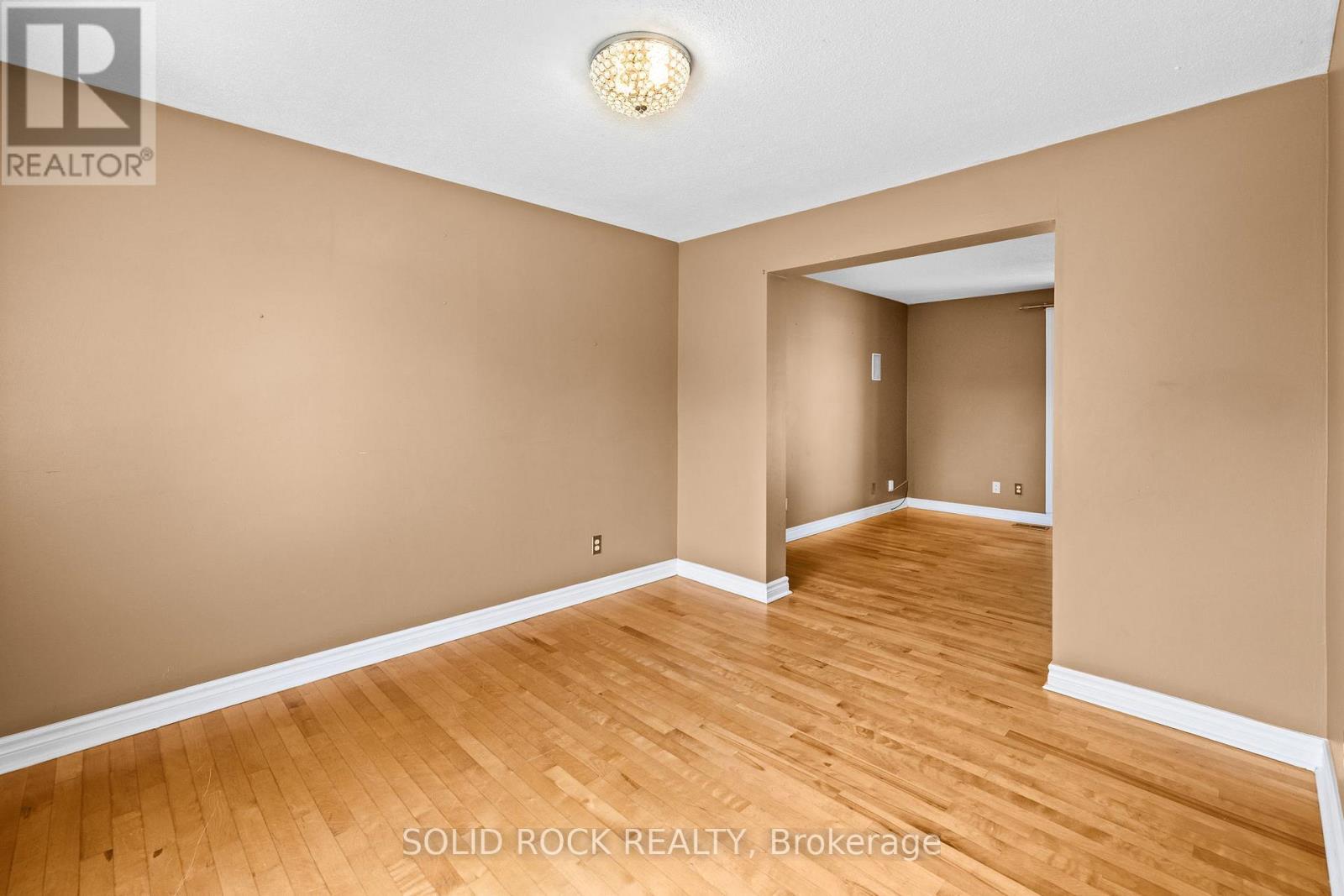 1631 Charbonneau Street