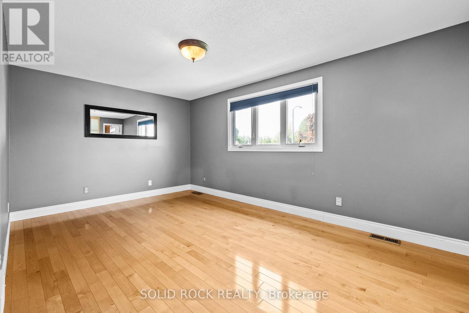 1631 Charbonneau Street