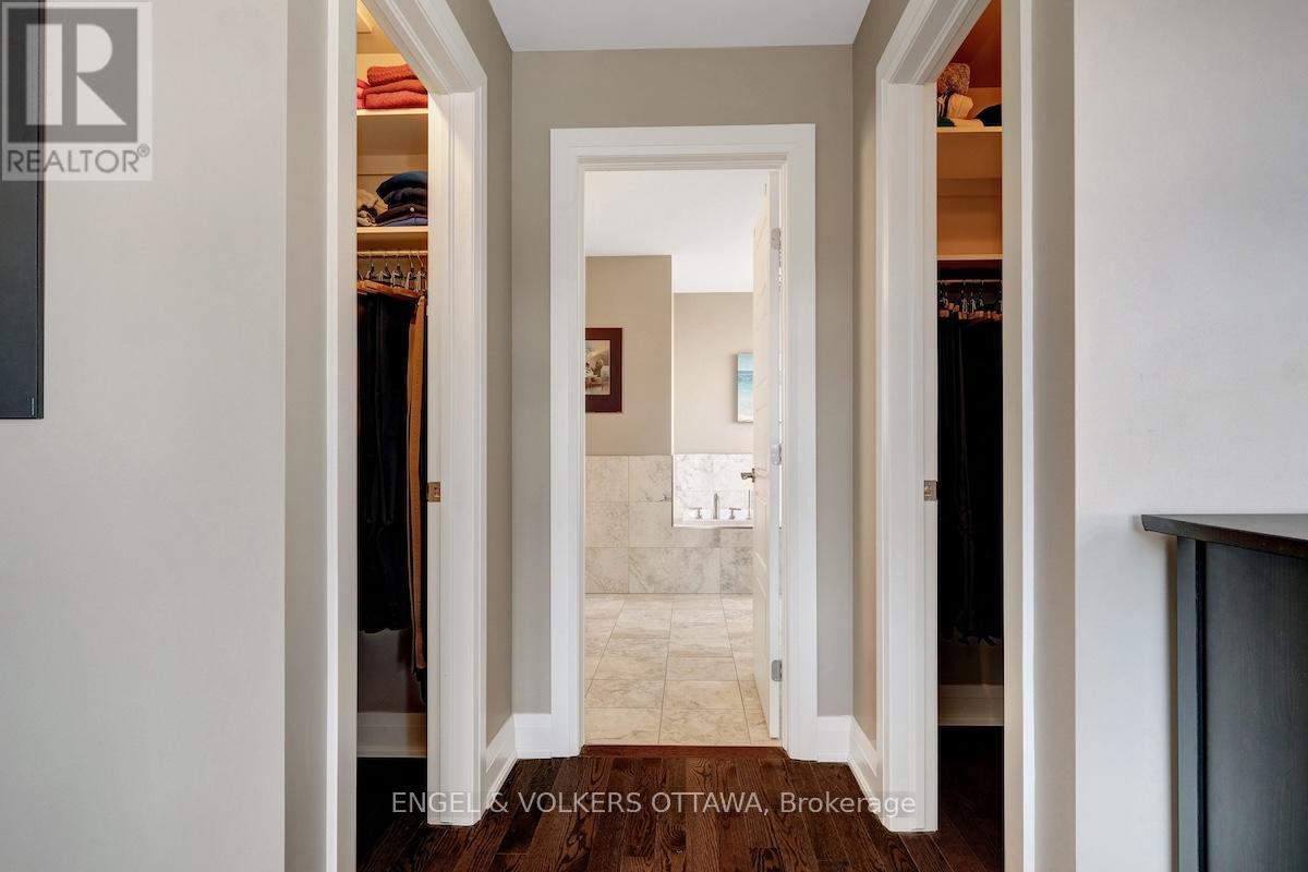 3681 Eureka Avenue E