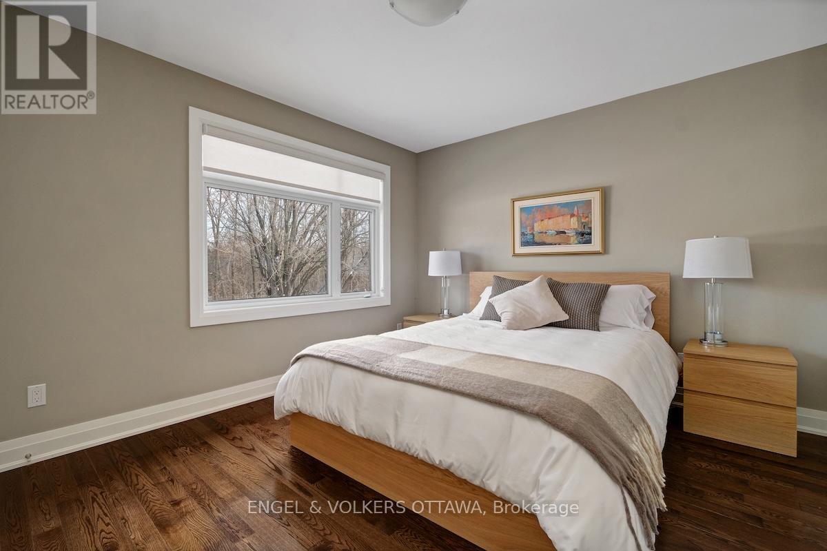 3681 Eureka Avenue E