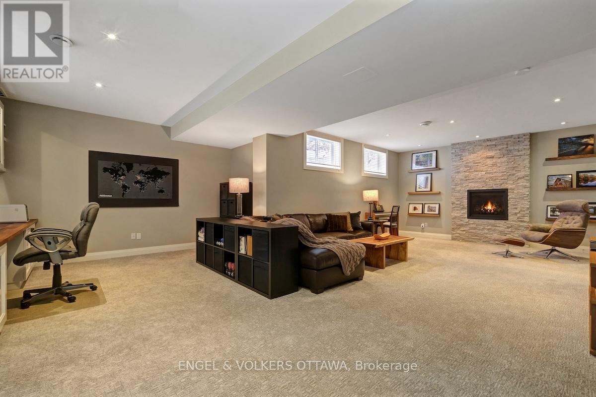 3681 Eureka Avenue E