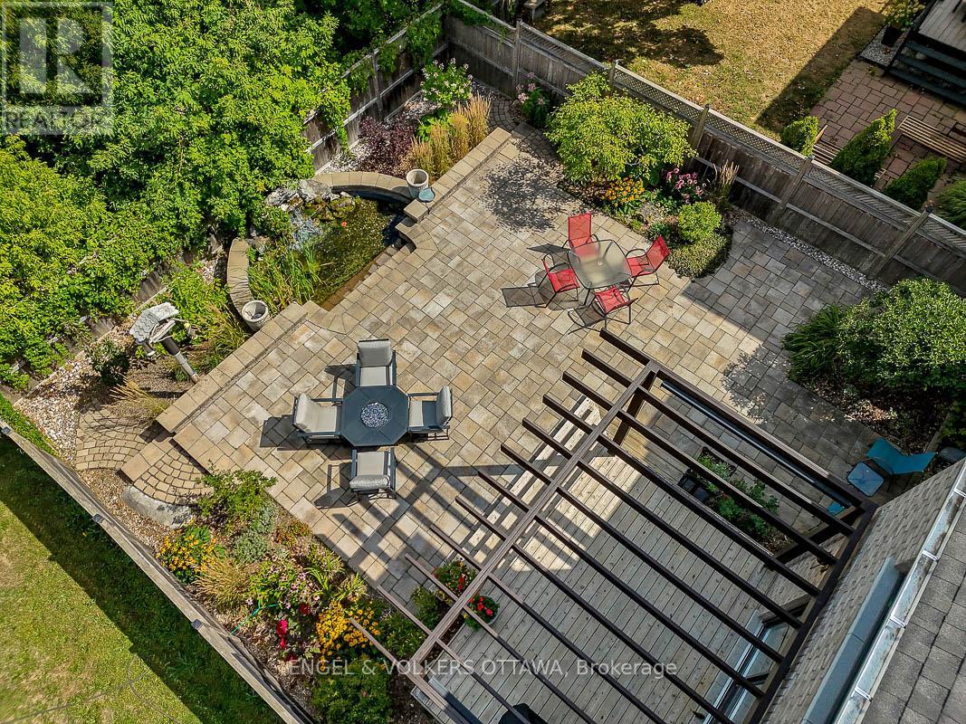 3681 Eureka Avenue E