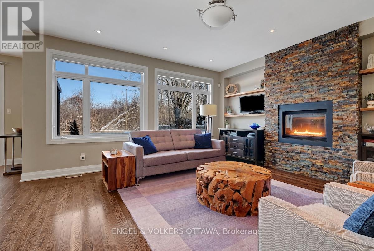 3681 Eureka Avenue E