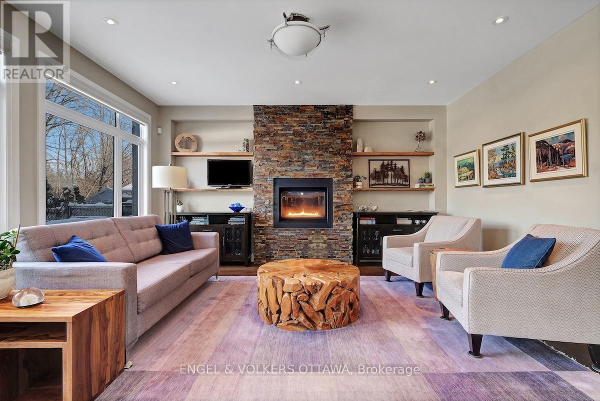 3681 Eureka Avenue E