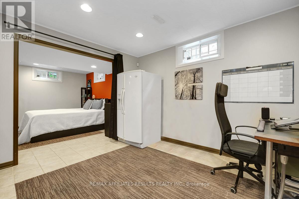 35 Crantham Crescent