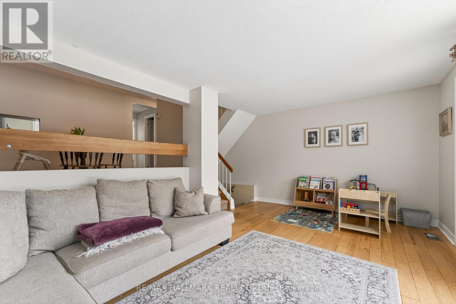 1126 Grenoble Crescent