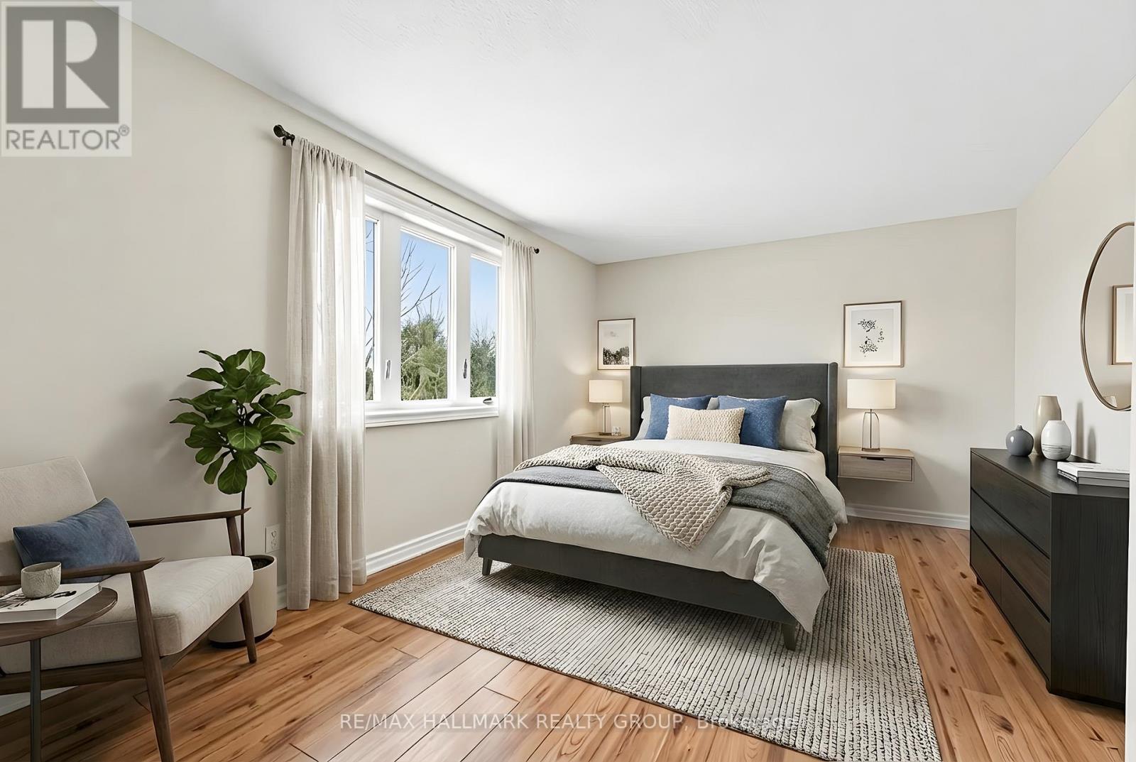 1126 Grenoble Crescent