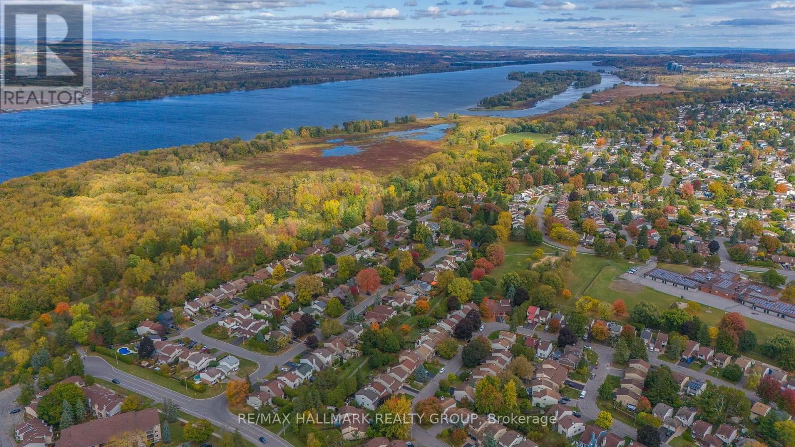 1126 Grenoble Crescent