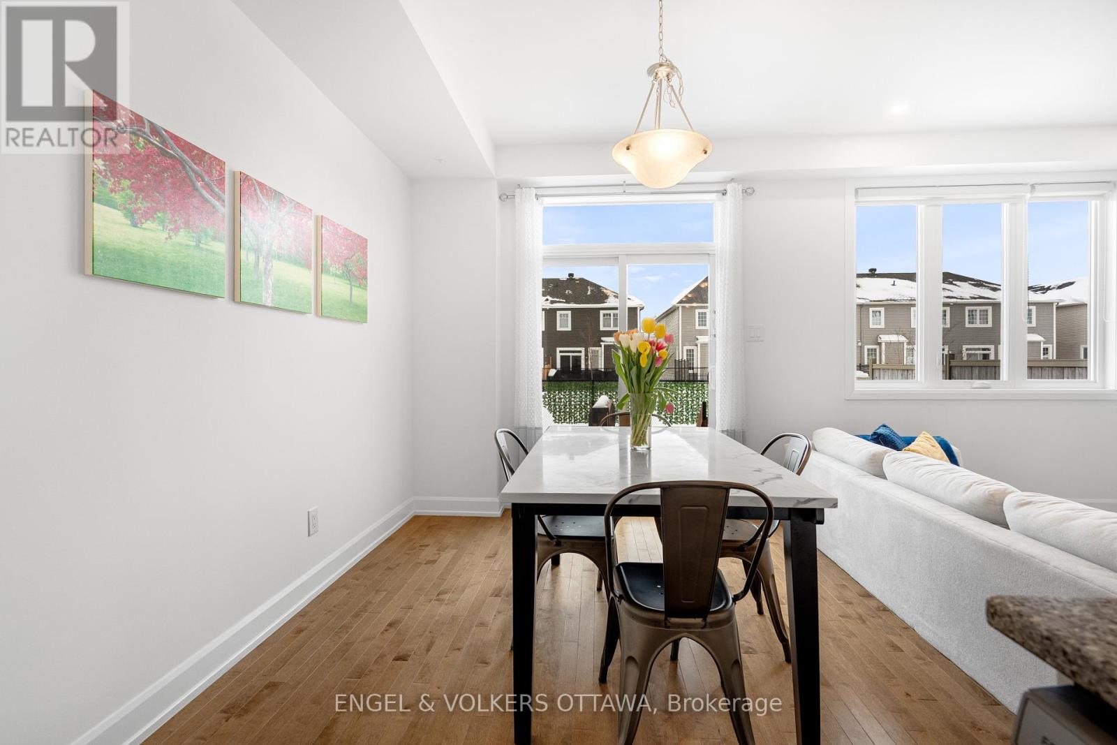 56 Gardenpost Terrace