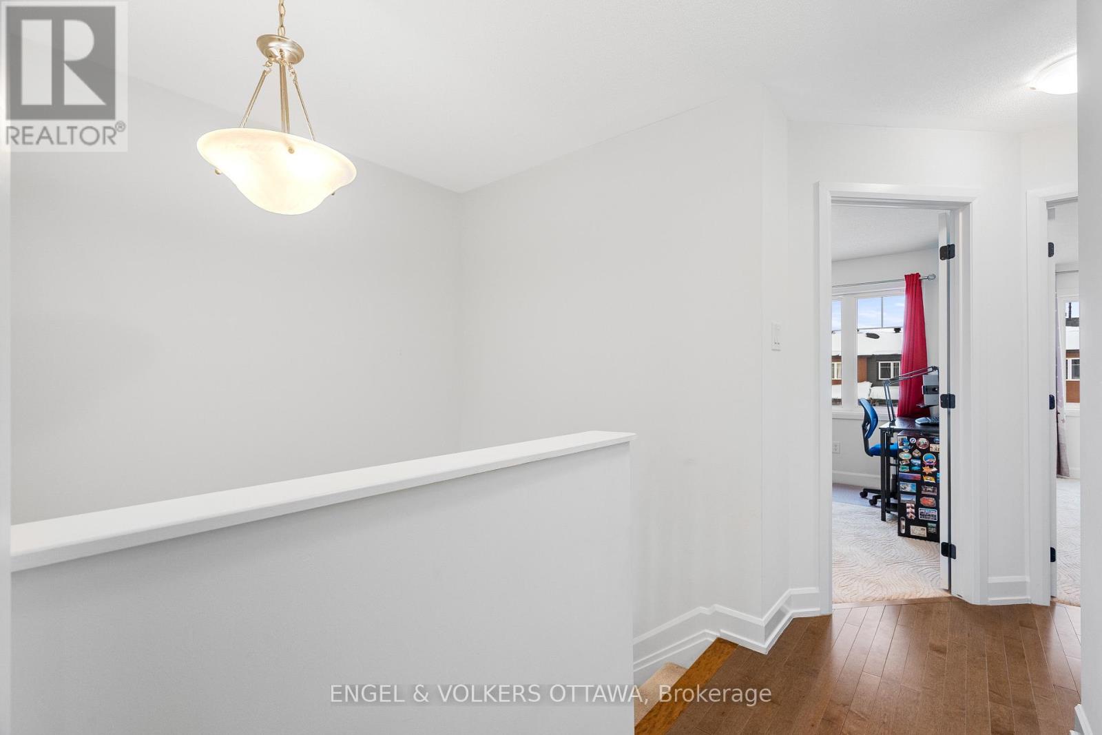 56 Gardenpost Terrace