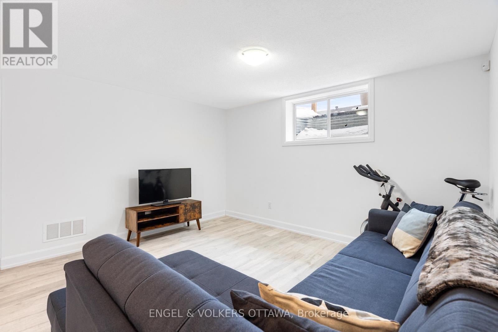 56 Gardenpost Terrace