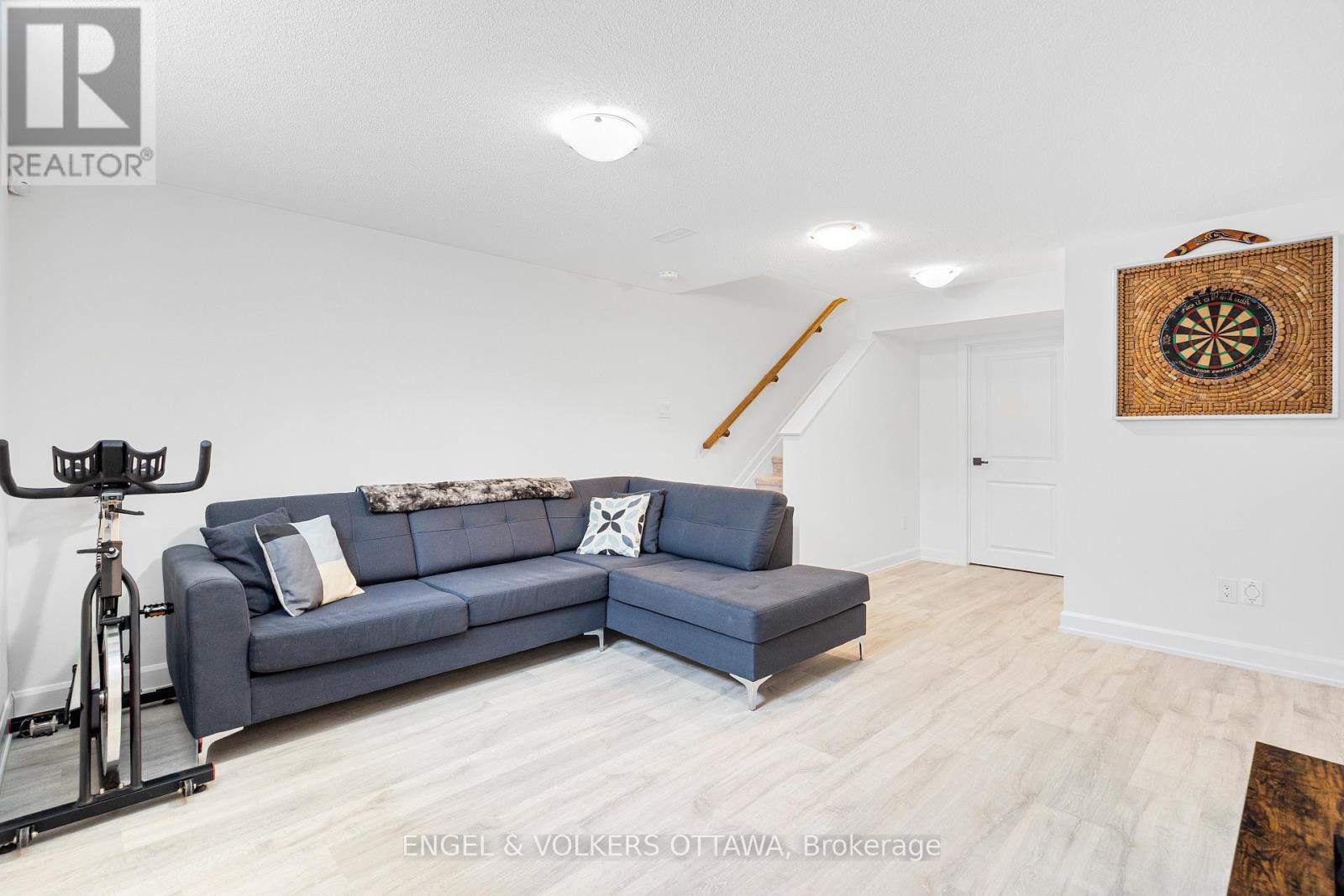 56 Gardenpost Terrace