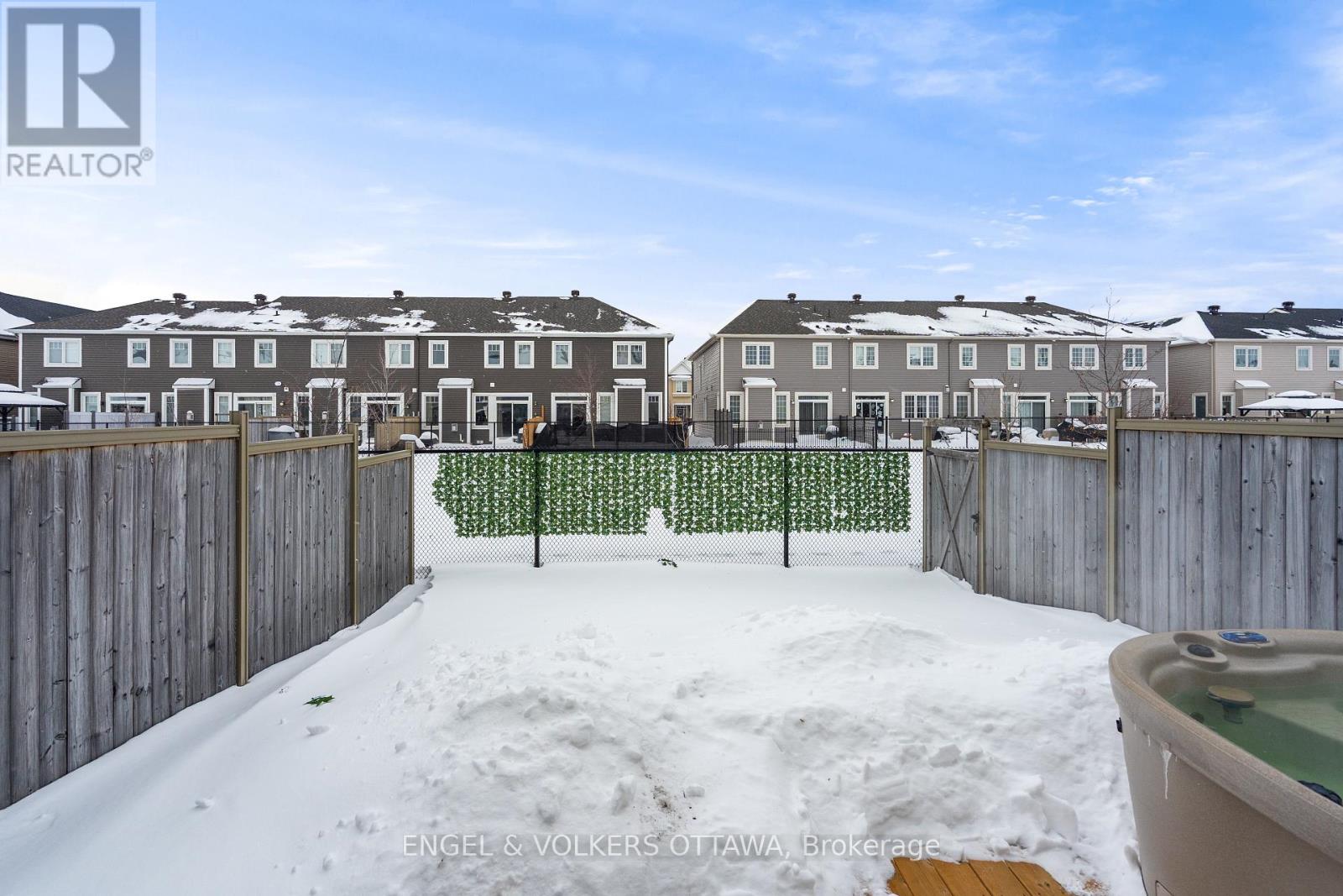 56 Gardenpost Terrace