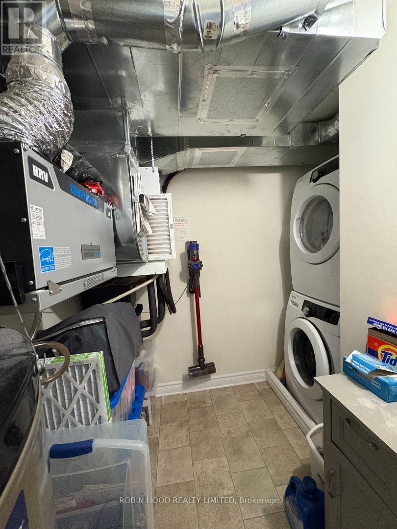 Unit 6 - 313 Cresthaven Drive