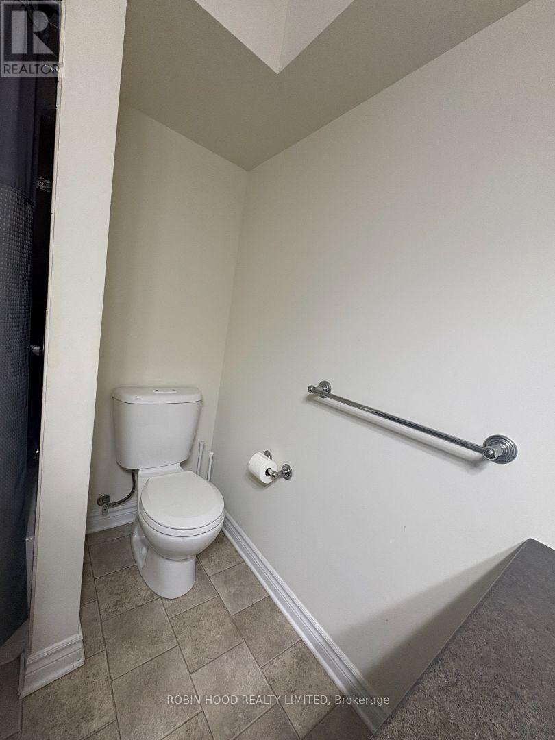 Unit 6 - 313 Cresthaven Drive