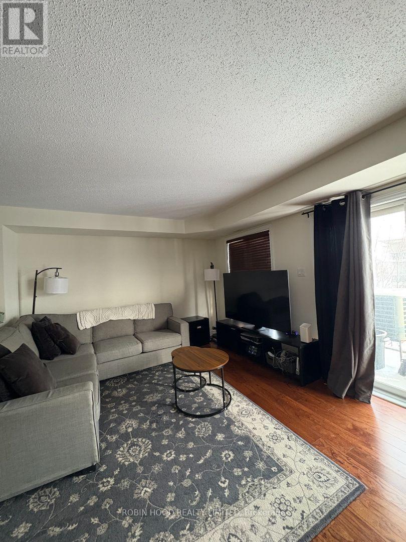 Unit 6 - 313 Cresthaven Drive