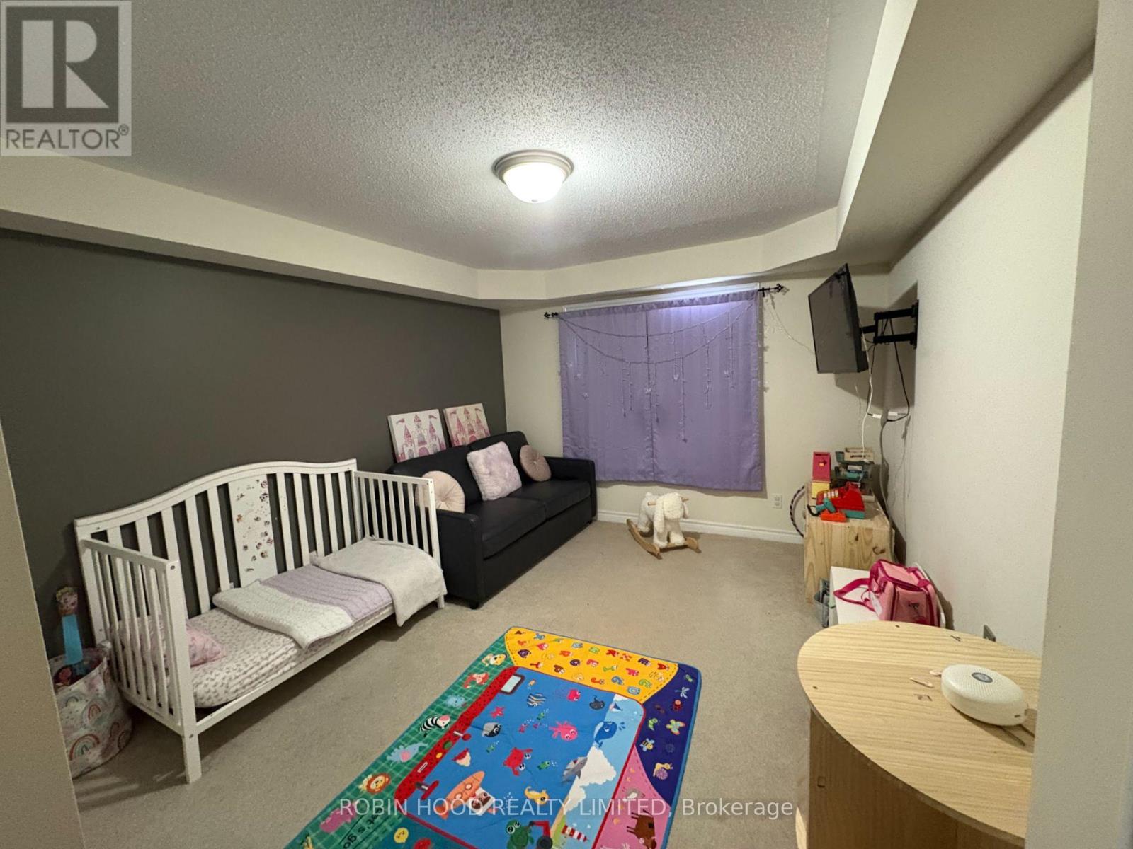 Unit 6 - 313 Cresthaven Drive