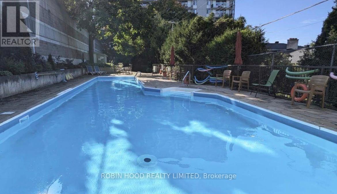 108 - 2019 Carling Avenue